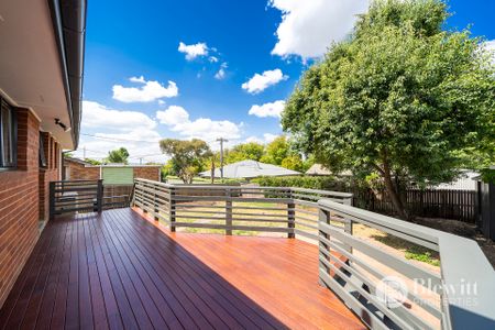 19 Scott Street, Narrabundah ACT 2604 - House For Rent | Domain - Photo 5