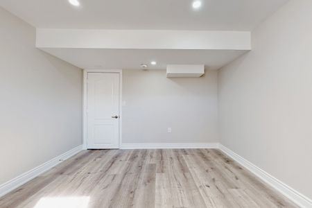 For Lease - 16 Helderman Street, Caledon, Ontario - Photo 2