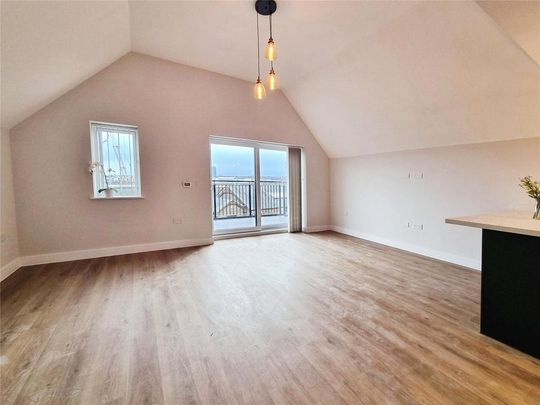 2 bedroom penthouse to rent - Photo 1
