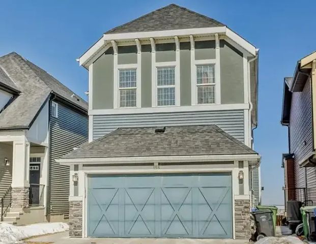 Main Floor 4 Bedrooms 3.5 Washrooms With Double Attached Garage. | 196 Sherwood Square Northwest, Calgary - Photo 1