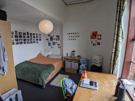 3 bedroom flat to rent - Photo 5