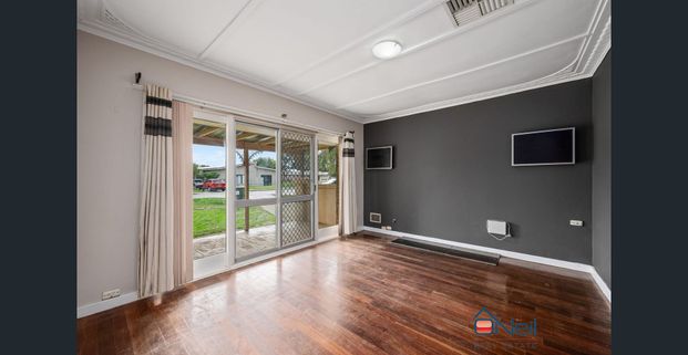 BECKENHAM - 3x1 - CLOSE TO EVERYTHING - Photo 1