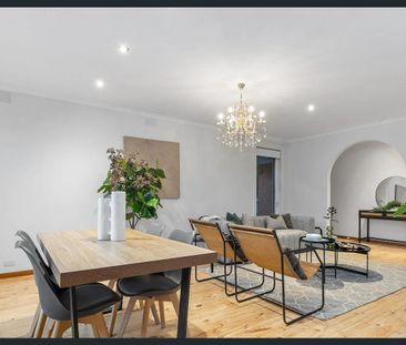 Single-Level Living in a Convenient Location - Photo 5