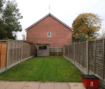 2 bedroom semi-detached house to rent - Photo 6