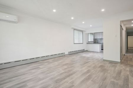 For Lease - 18 Thirty Third Street Unit# 3, Toronto, Ontario - Photo 5