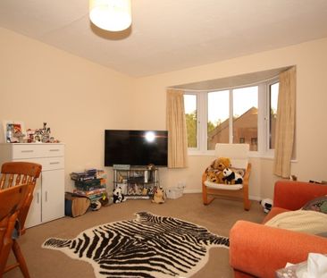Foxhills, Woking - Photo 2