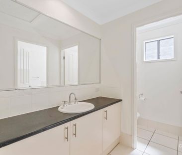 12 Apollo Place, Springfield Lakes, Qld 4300 - Photo 6