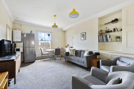 2 bedroom flat to rent - Photo 3