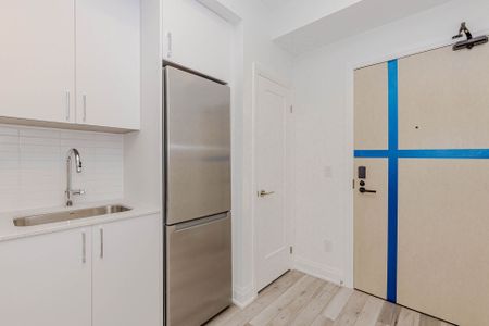 For Lease - 3250 Carding Mill Trail Unit# 306, Oakville, Ontario - Photo 5