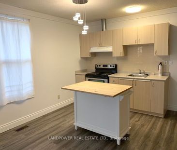 For Lease - 178 Coleman Avenue Unit# Front unit with basement, Toro... - Photo 3