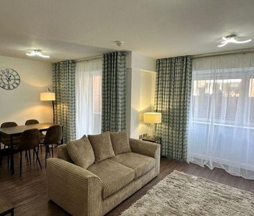 3 bedroom apartment to rent - Photo 5