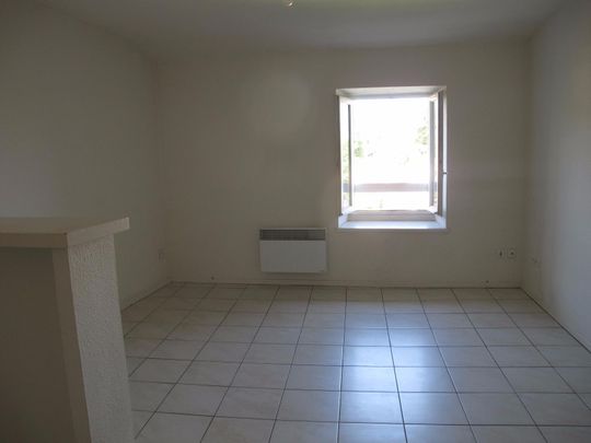 Location Appartement 2 pièces 39m² CARCASSONNE 11000 - Photo 1