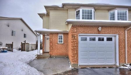 For Lease - 32 WOODLAND Drive, Welland, Ontario - Photo 2