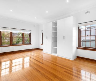 Beautiful Three Bedroom Home In Quiet Court - Photo 1