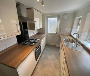 2 bedroom terraced house to rent - Photo 5