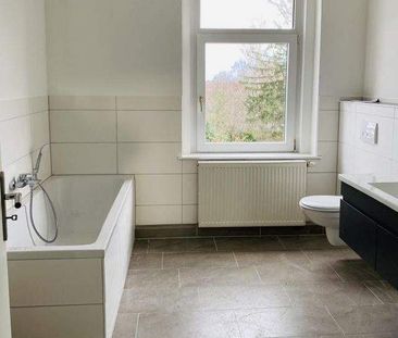 Bezaubernde 3-Zimmerwohnung mit Balkon! Blick ins Grüne! - Foto 4