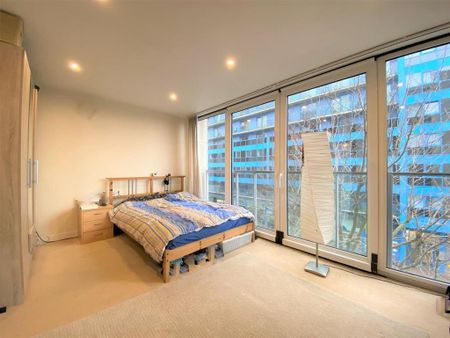 2 bedroom flat to rent - Photo 3