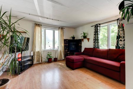 Maison de plain-pied à Saint-Jean-sur-Richelieu - Photo 2