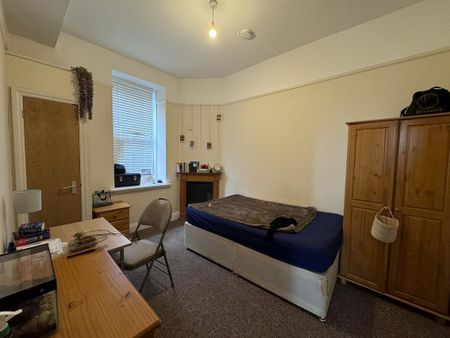 3 bedroom house share to rent - Photo 2