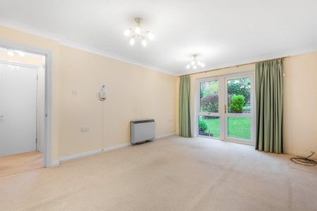 Shoppenhangers Road - Photo 2