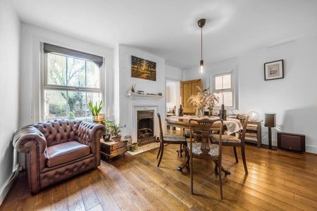 2 bedroom semi-detached house to rent - Photo 3