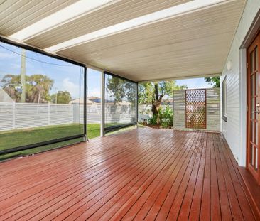 Fully renovated, with Lawn Mowing Included! - Photo 4