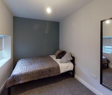 1 bedroom in a house share to rent - Photo 5