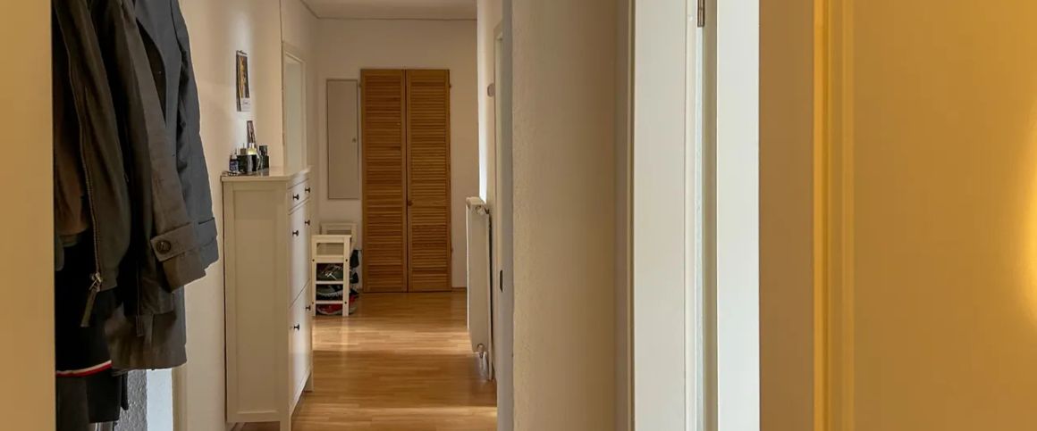 Gemütliche Dachgeschosswohnung mit Balkon - Hier wartet Ihr neues Zuhause auf Sie - Photo 1