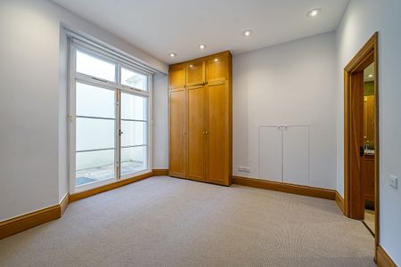 3 bedroom maisonette to rent - Photo 3