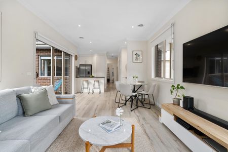 2/1 Scott Street, Mitcham VIC 3132 - Apartment For Rent | Domain - Photo 3