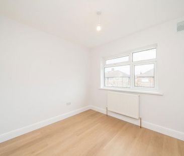 2 bedroom maisonette to rent - Photo 4