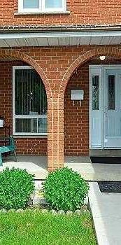 For Lease - 7214 Sigsbee Drive, Mississauga, Ontario - Photo 1