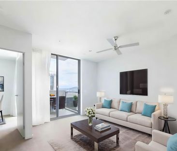 Luxurious Brisbane CBD Apartment with High-End Features - Photo 1
