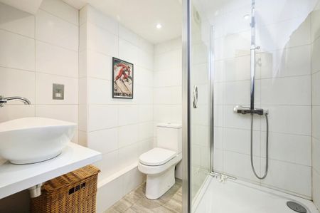 1 Bed Flat, Regent Street, NG1 - Photo 3