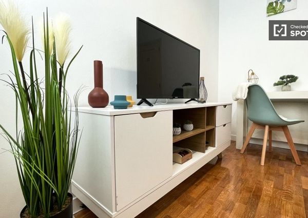 madrid, Community of Madrid 28015