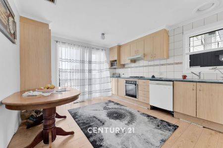 3 Bedroom Home on a Large Block - Photo 4