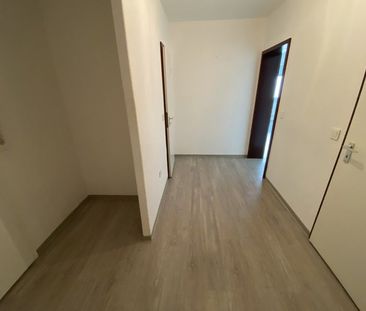 Schöne Wohnung sucht Mieter: individuelle 2,5-Zimmer-Wohnung - Foto 1