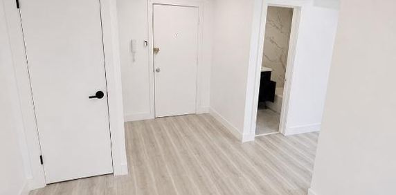 3½ rénové à louer (+bureau),fully renovated for rent (+den), NDG - Photo 2
