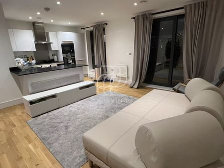 Cityview Point, London E14 - Photo 2