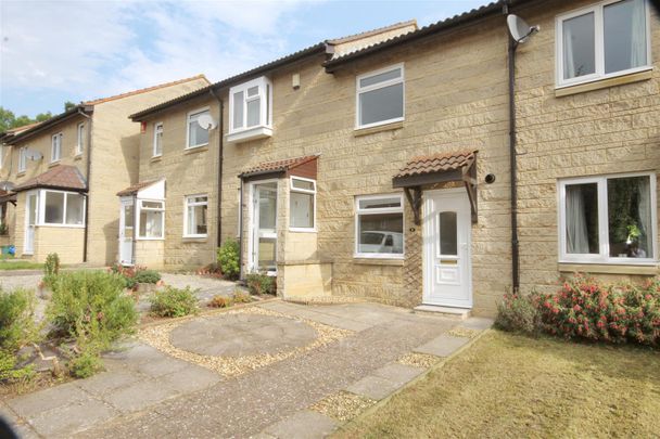 9 Frankland Close - Photo 1