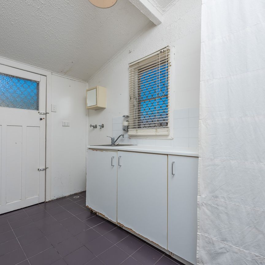 29 Langley Crescent, Innaloo WA 6018 - House For Rent | Domain - Photo 1