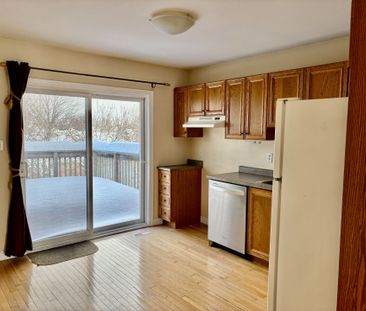 For Lease - 194 Livingstone Street Unit# Upper, Barrie, Ontario - Photo 5