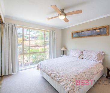 4 Bedroom Home with Exceptional Views! - Photo 6