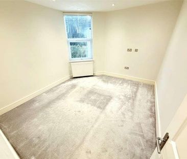 Capel Road, East Barnet, EN4 - Photo 1