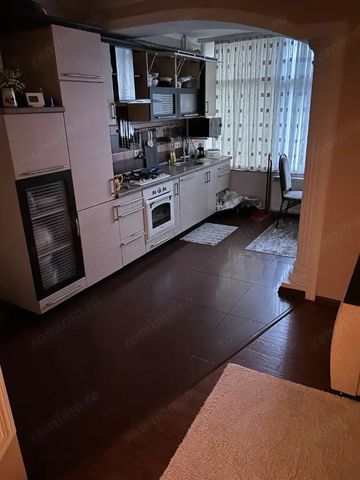 Apartament cu 3 camere situat in Militari Reside - Photo 2
