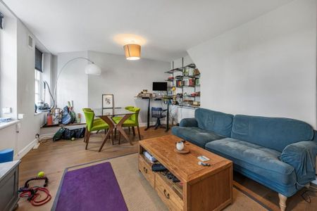 3 bedroom flat to rent - Photo 3