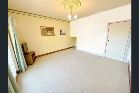 PREMIUM CITY LIVING IN ADELAIDE'S MARKET PRECINCT - Photo 3