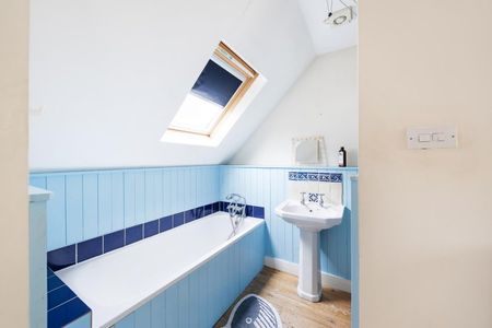 1 Bed Flat - Photo 5