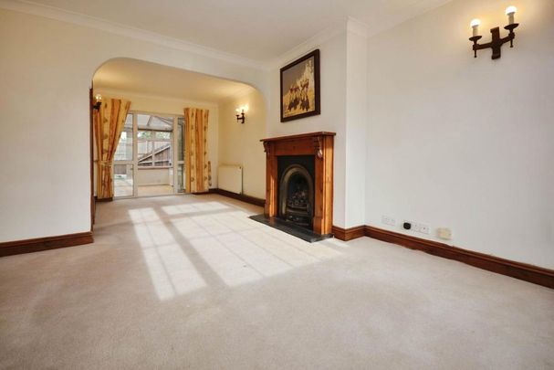 3 bedroom terraced house to rent - Photo 1