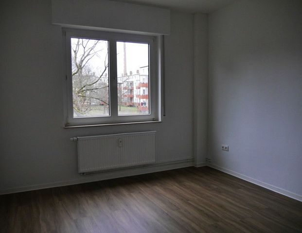 ﻿Schöne 2-Zimmer-Wohnung mit Tageslichtbad und Balkon im Limes-Quartier zu vermieten - Photo 1